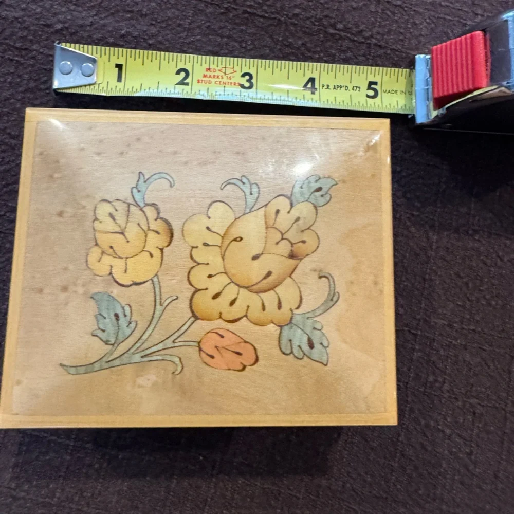 Floral Inlay Wooden Keepsake Box - Reuge Italian Inlaid Wood Music Box - Picture 3 of 7